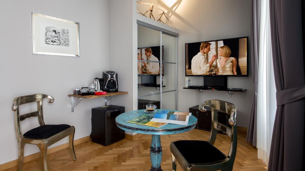 Qt Suites Roma Extérieur photo